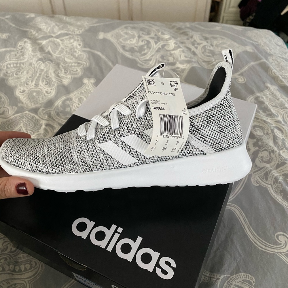 BRAND NEW in the box Adidas Cloudfoam Pure
